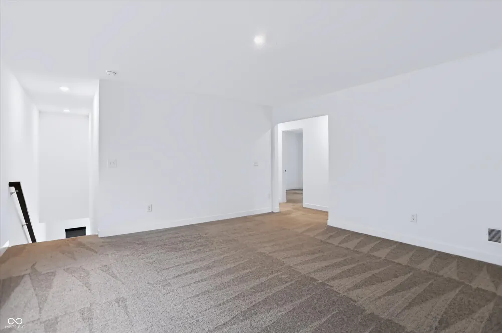 11503 Basalt Drive Indianapolis, IN 46235