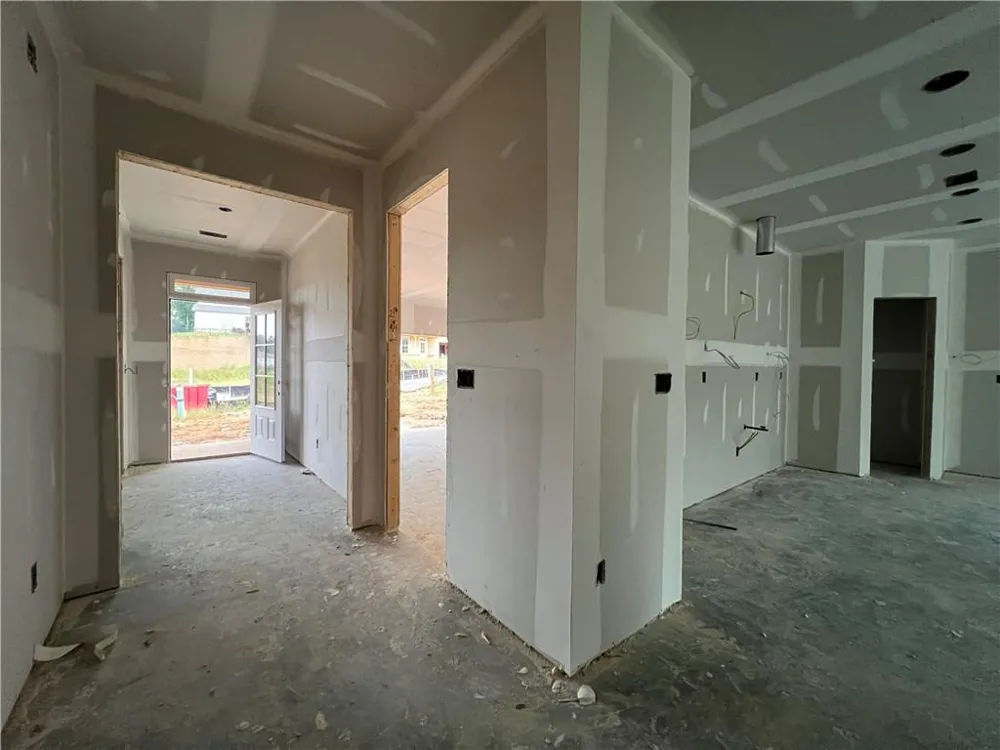 5659 Evelyn Lane Flowery Branch, GA 30542