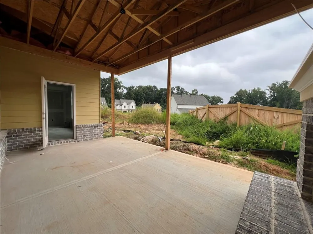 5659 Evelyn Lane Flowery Branch, GA 30542