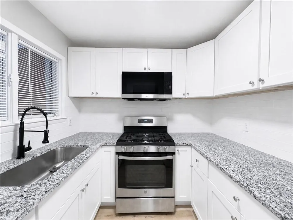 1809 Ashborough Cir SE #C Marietta, GA 30067