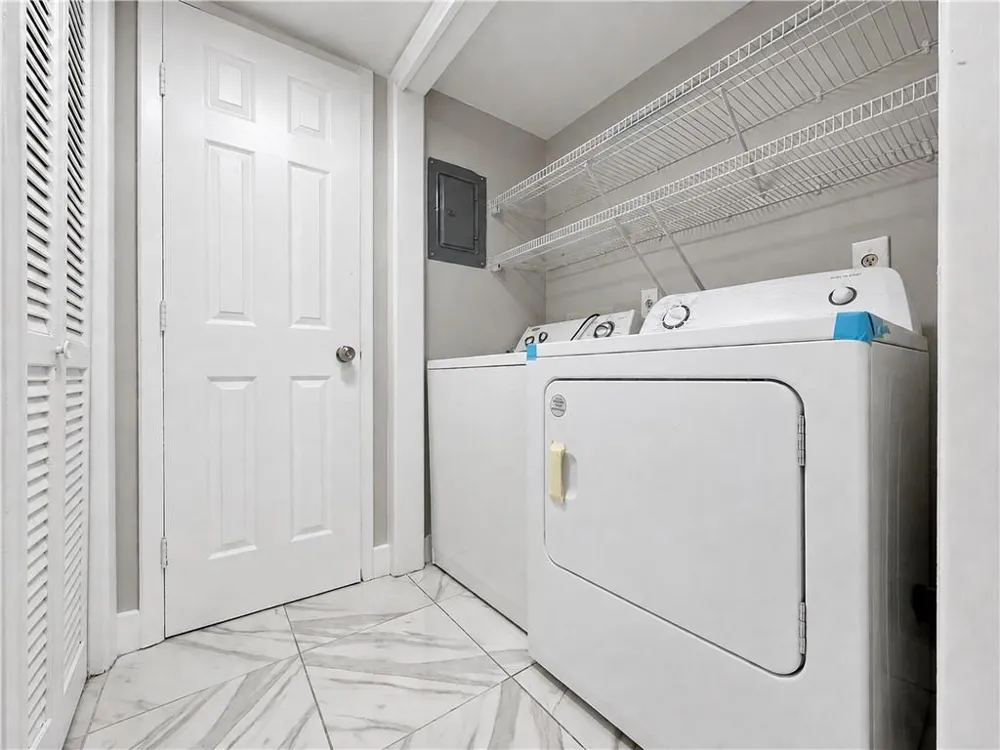 1809 Ashborough Cir SE #C Marietta, GA 30067