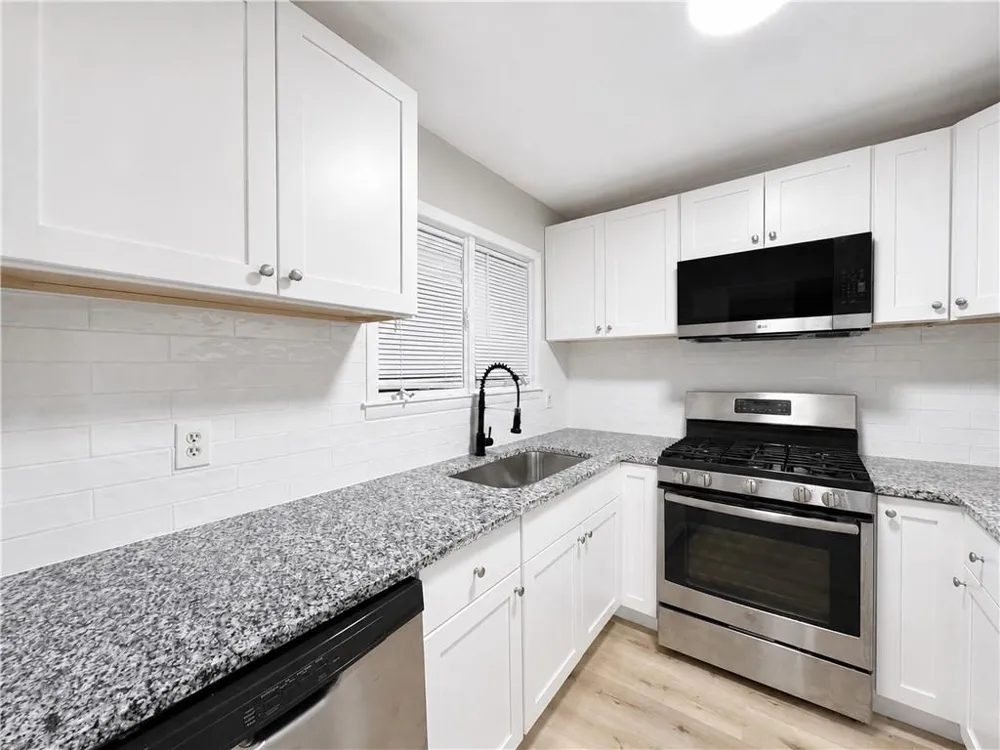 1809 Ashborough Cir SE #C Marietta, GA 30067