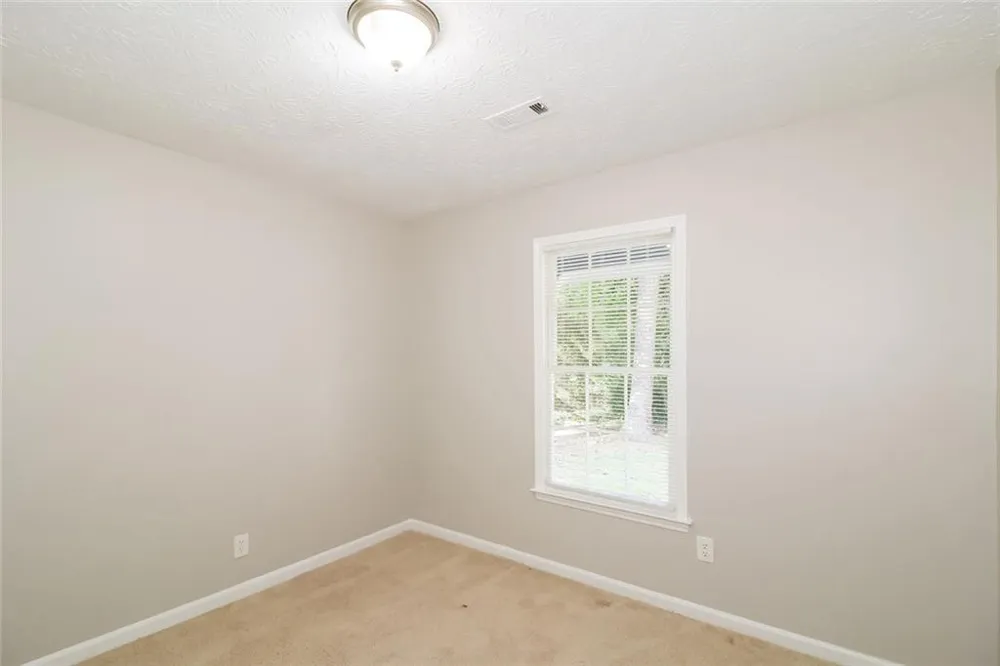 8605 Collins Drive Jonesboro, GA 30236