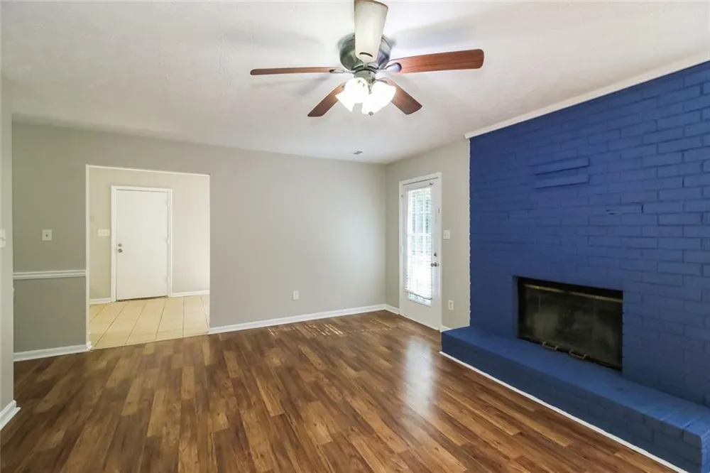 8605 Collins Drive Jonesboro, GA 30236