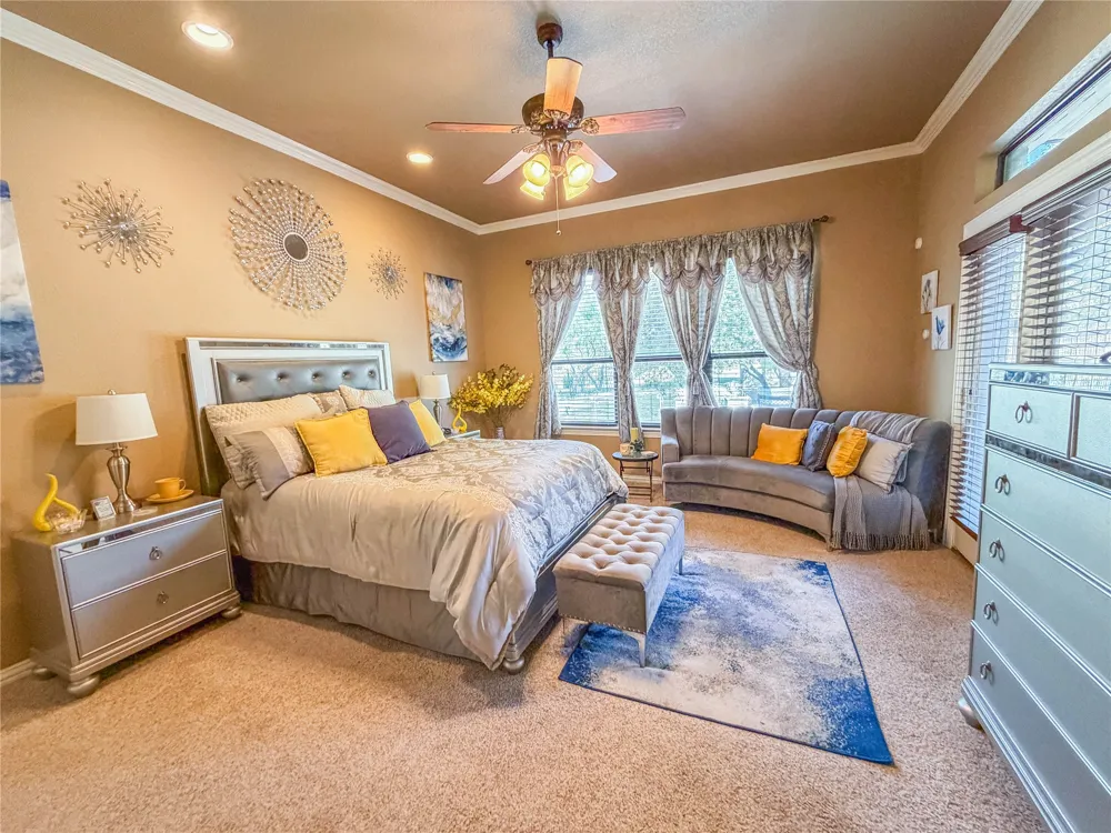 2737 Wood Lake Drive Cedar Hill, TX 75104