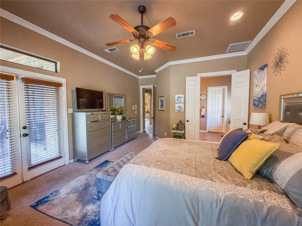 2737 Wood Lake Drive Cedar Hill, TX 75104