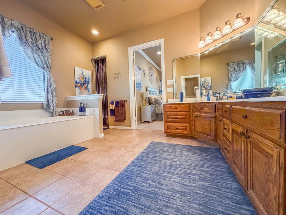 2737 Wood Lake Drive Cedar Hill, TX 75104