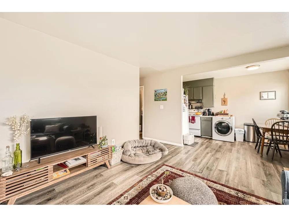 16475 W 14th Place Golden, CO 80401