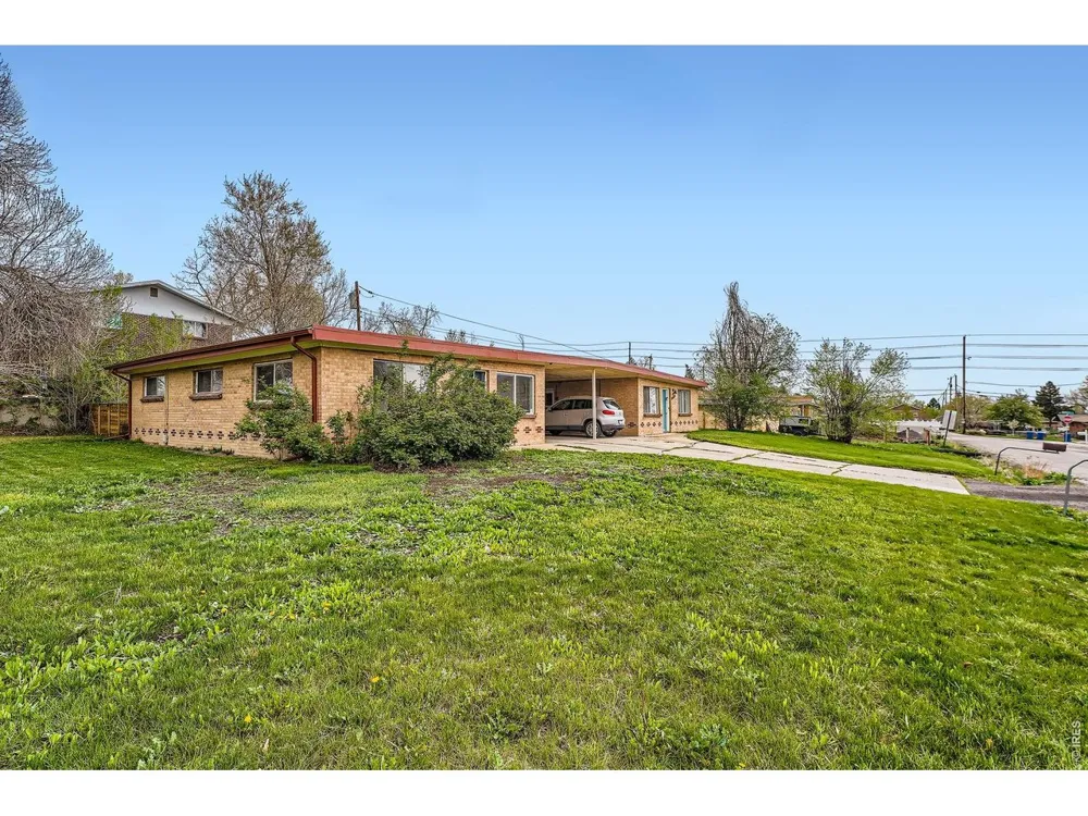 16475 W 14th Place Golden, CO 80401
