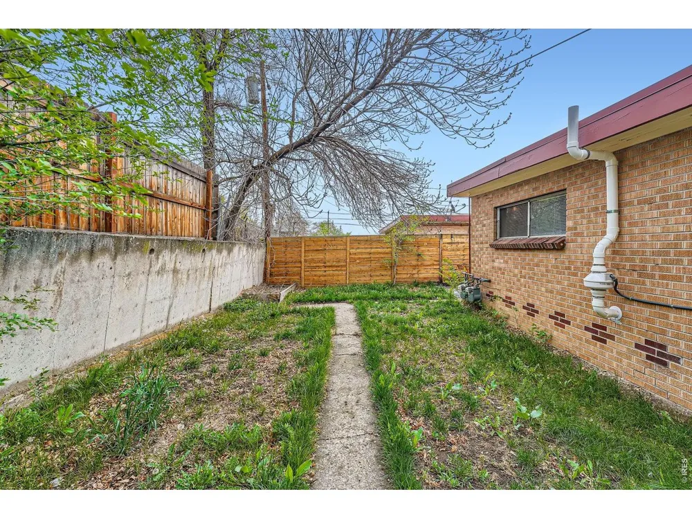 16475 W 14th Place Golden, CO 80401