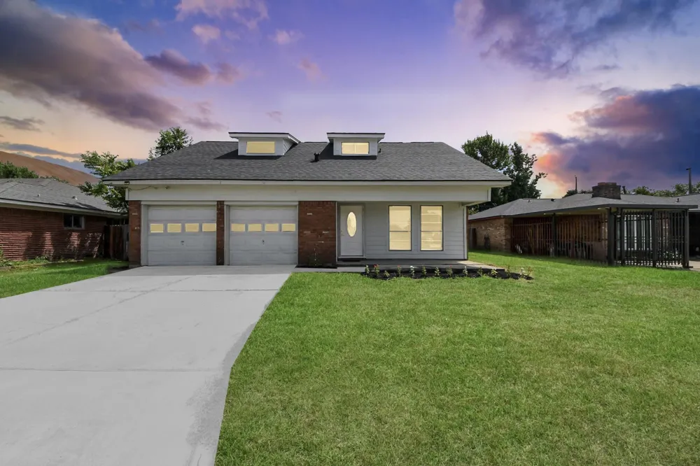 734 Dell Dale Street Channelview, TX 77530