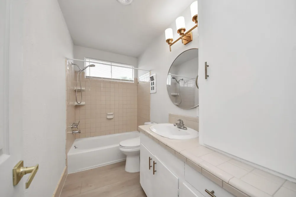 734 Dell Dale Street Channelview, TX 77530
