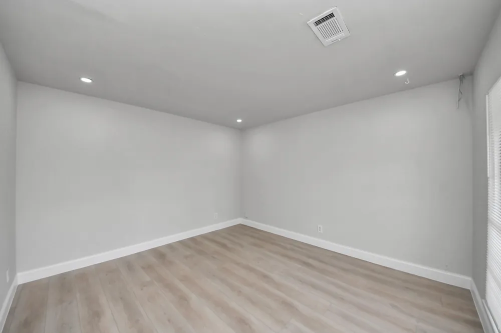 734 Dell Dale Street Channelview, TX 77530