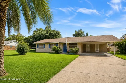 329 Popp's Ferry Road