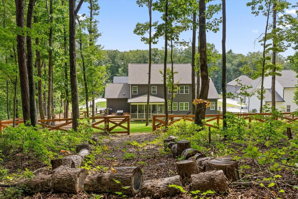7263 Grey Hawk Trail Signal Mountain, TN 37377