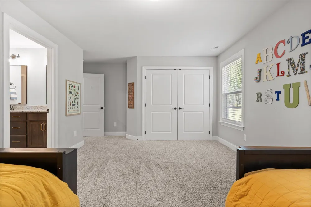7263 Grey Hawk Trail Signal Mountain, TN 37377