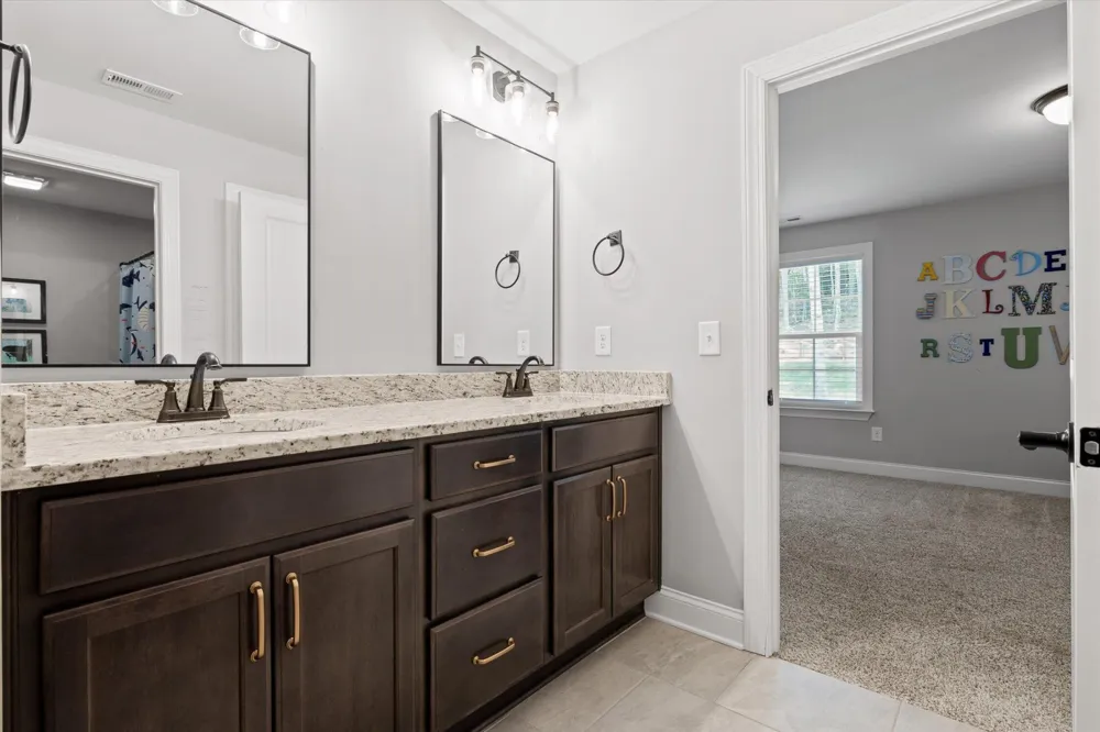 7263 Grey Hawk Trail Signal Mountain, TN 37377
