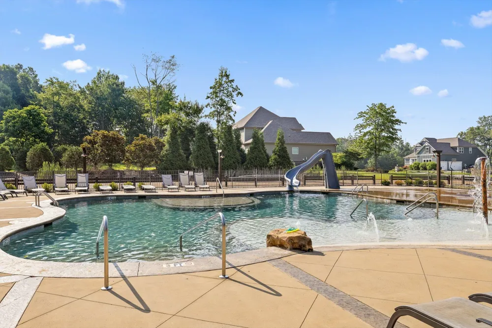 7263 Grey Hawk Trail Signal Mountain, TN 37377