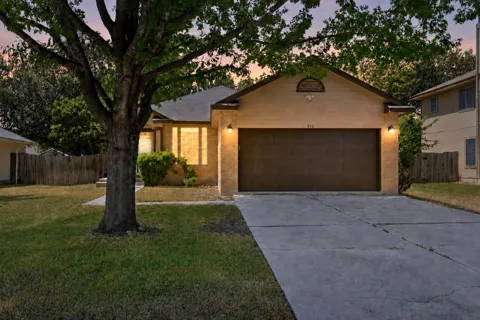 151 Henke Cove