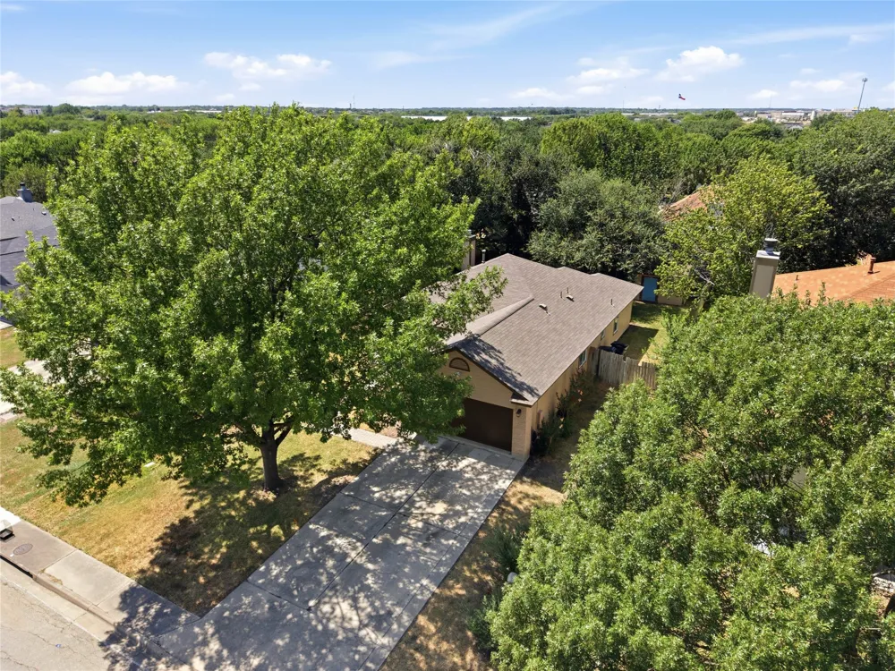 151 Henke Cove Kyle, TX 78640