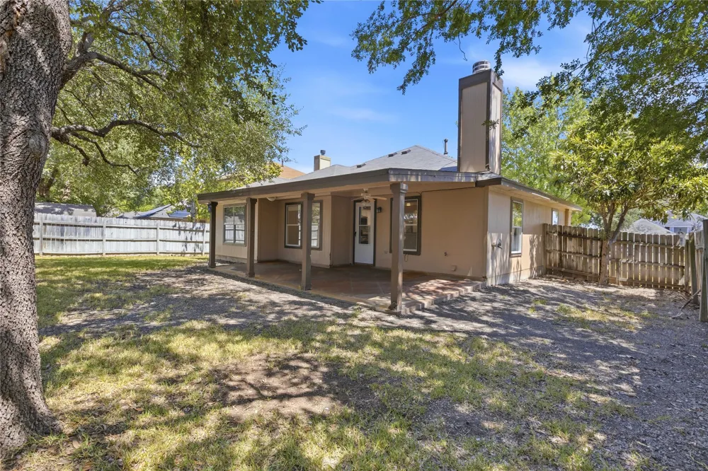 151 Henke Cove Kyle, TX 78640