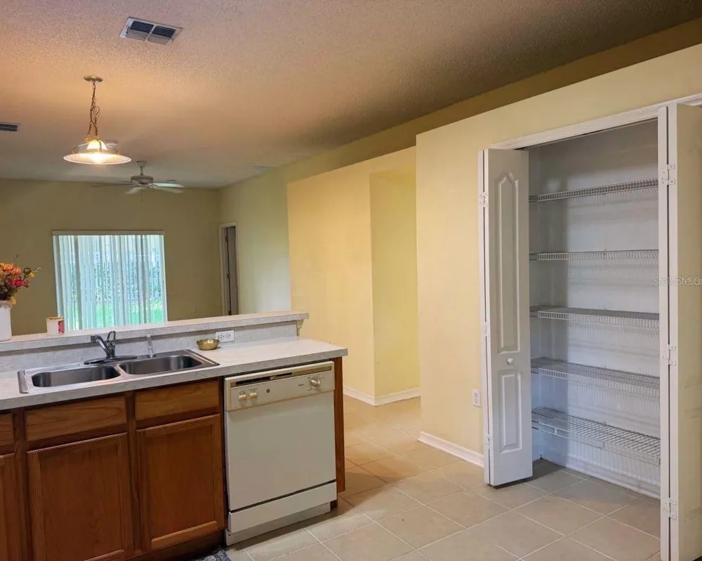 10130 SHADOW CREEK DRIVE Orlando, FL 32832