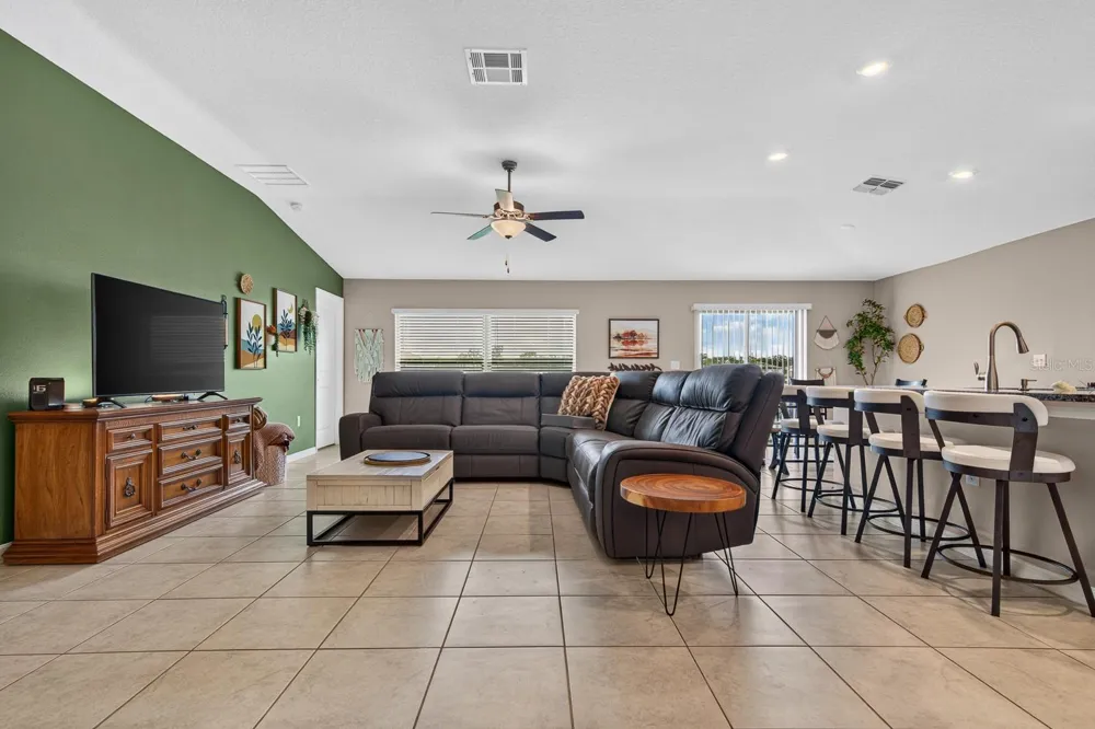 12826 WILDFLOWER MEADOW DRIVE Riverview, FL 33579