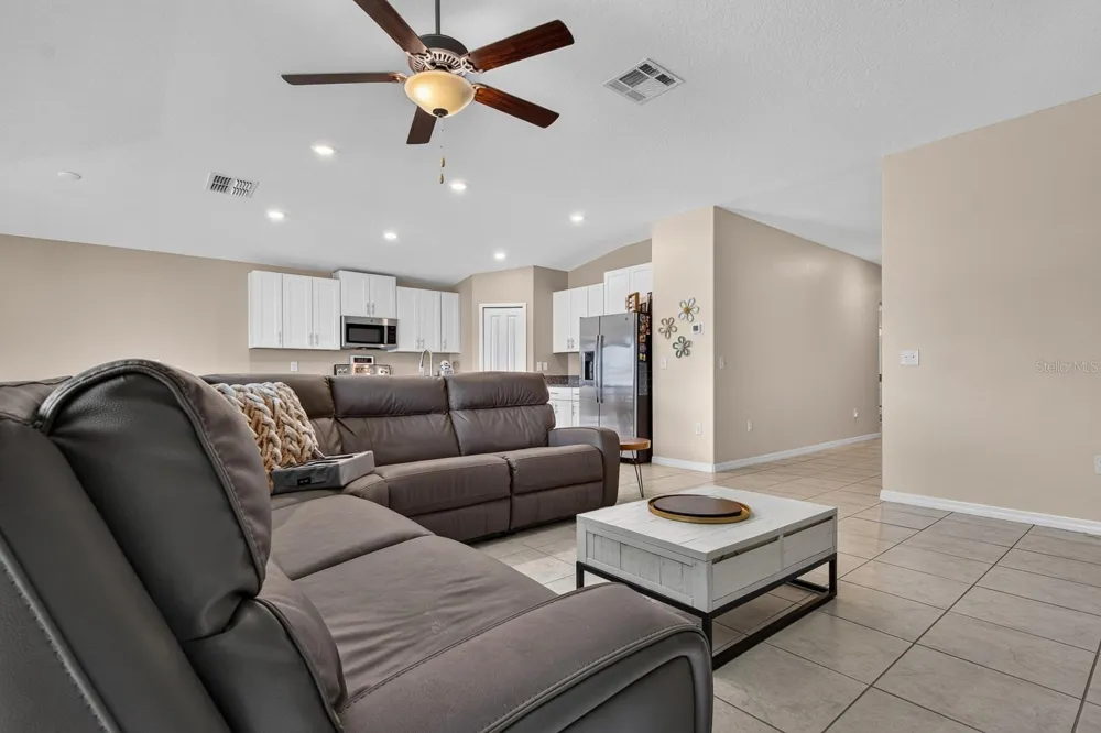 12826 WILDFLOWER MEADOW DRIVE Riverview, FL 33579