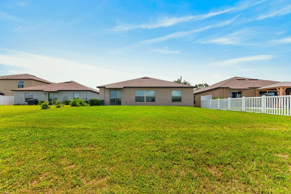 12826 WILDFLOWER MEADOW DRIVE Riverview, FL 33579