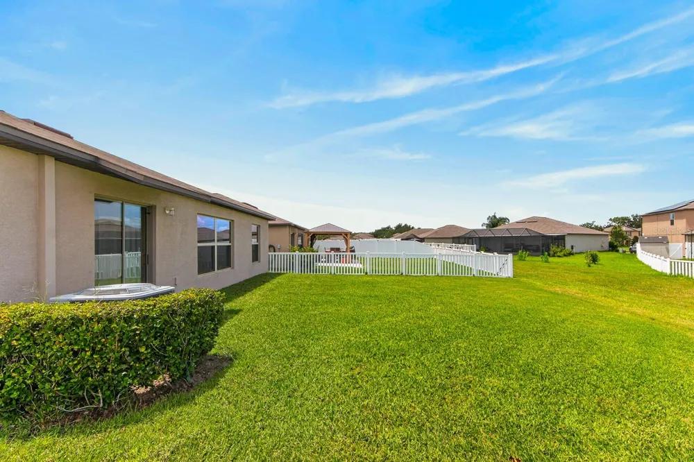 12826 WILDFLOWER MEADOW DRIVE Riverview, FL 33579