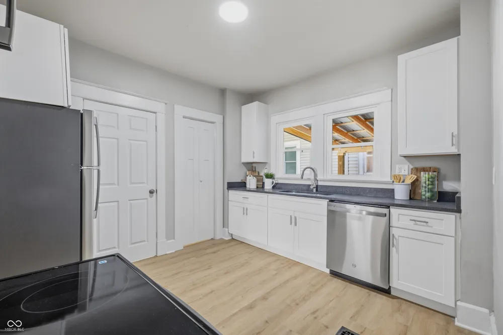 339 Euclid Avenue Indianapolis, IN 46201