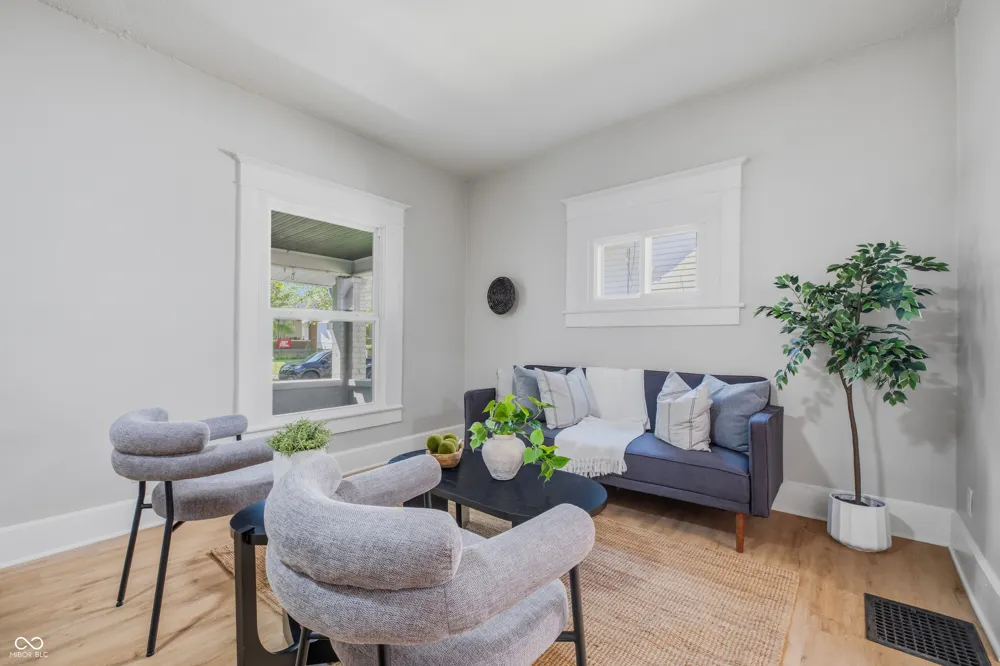 339 Euclid Avenue Indianapolis, IN 46201