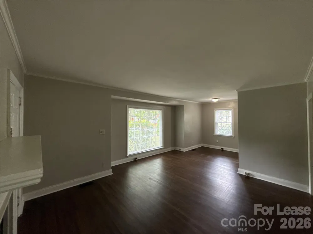 1412 Claridge Lane Charlotte, NC 28209