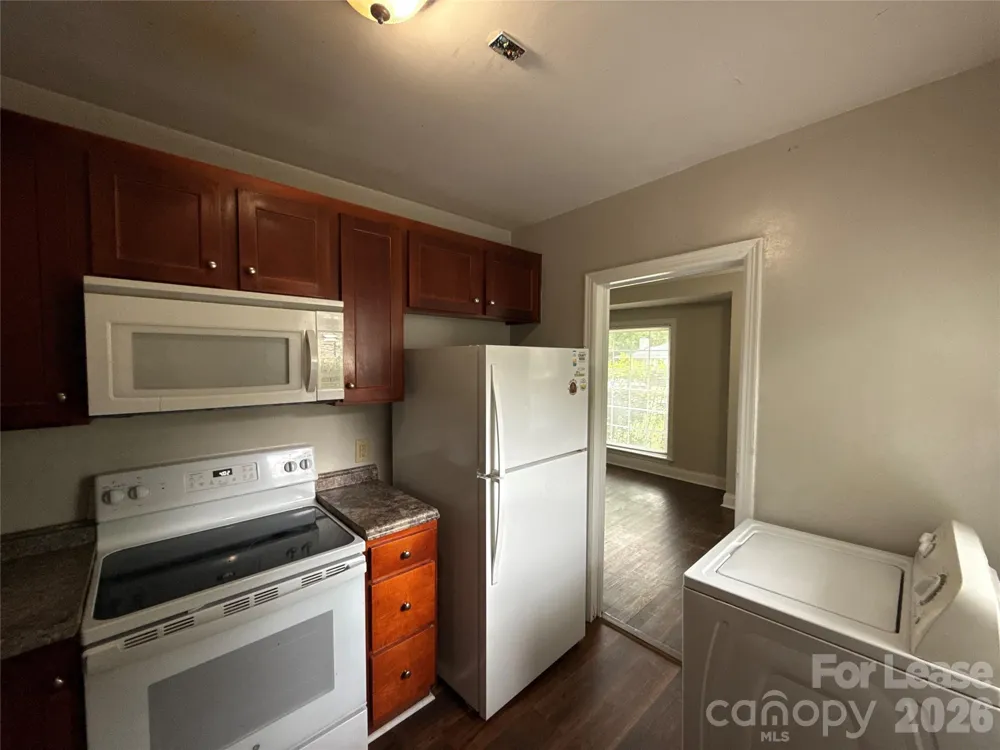 1412 Claridge Lane Charlotte, NC 28209