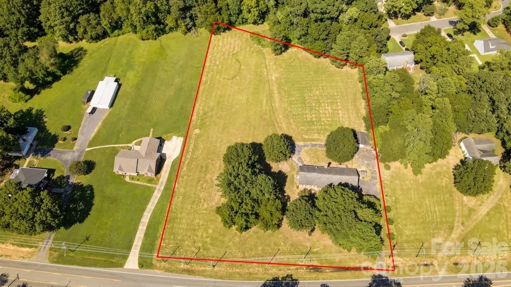 7809, 7837 Lawyers Road Charlotte, NC 28227