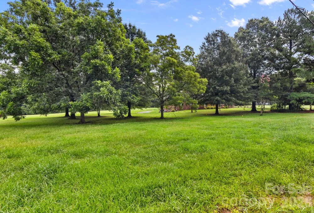 7809, 7837 Lawyers Road Charlotte, NC 28227