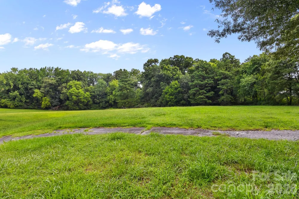 7809, 7837 Lawyers Road Charlotte, NC 28227