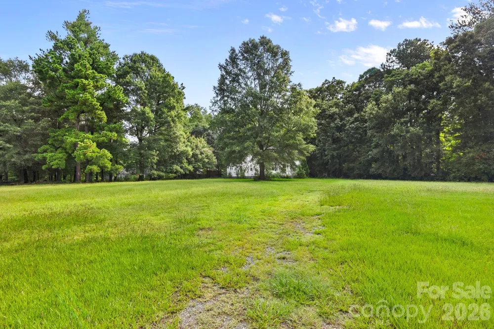 7809, 7837 Lawyers Road Charlotte, NC 28227