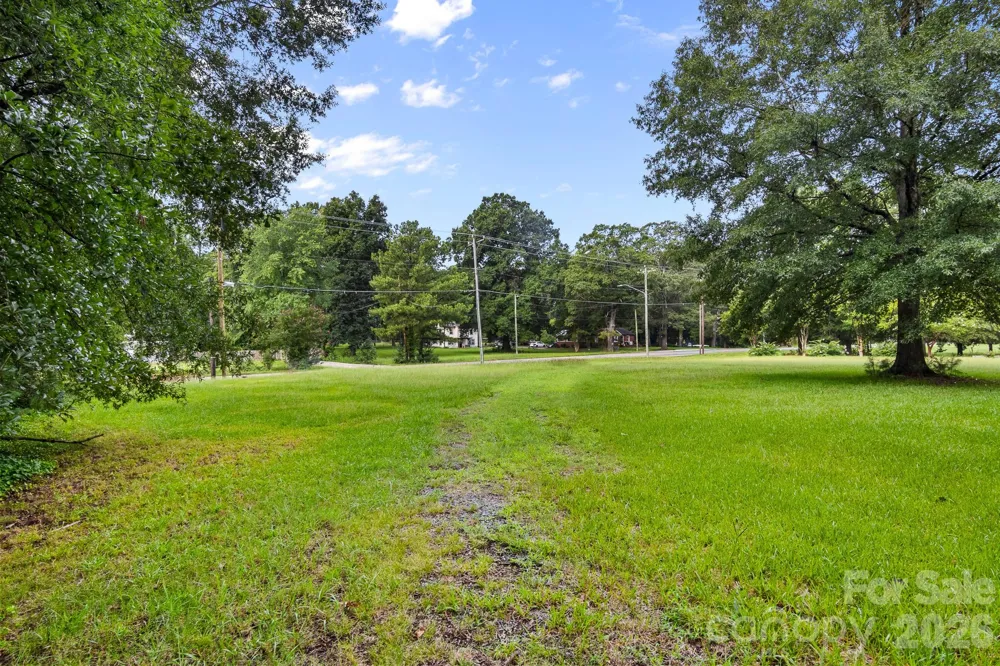7809, 7837 Lawyers Road Charlotte, NC 28227