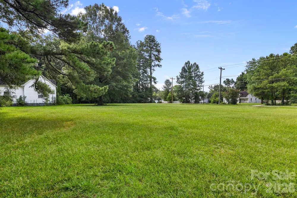 7809, 7837 Lawyers Road Charlotte, NC 28227