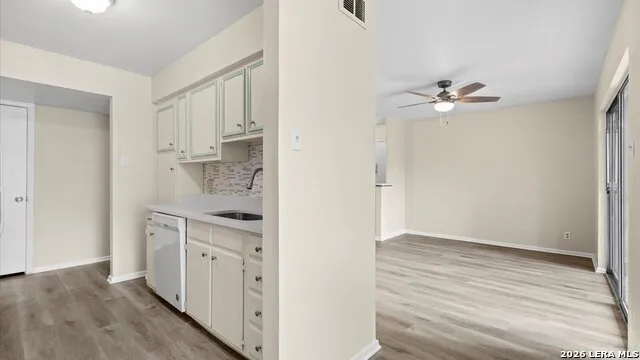 8702 Village #1300 San Antonio, TX 78217