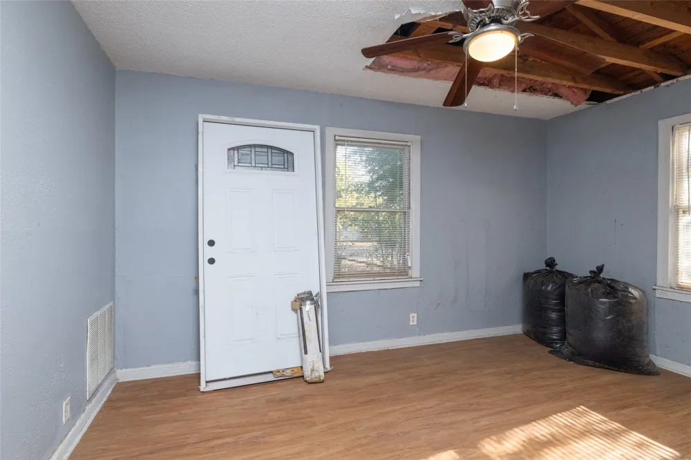 3265 Illinois Avenue Fort Worth, TX 76110