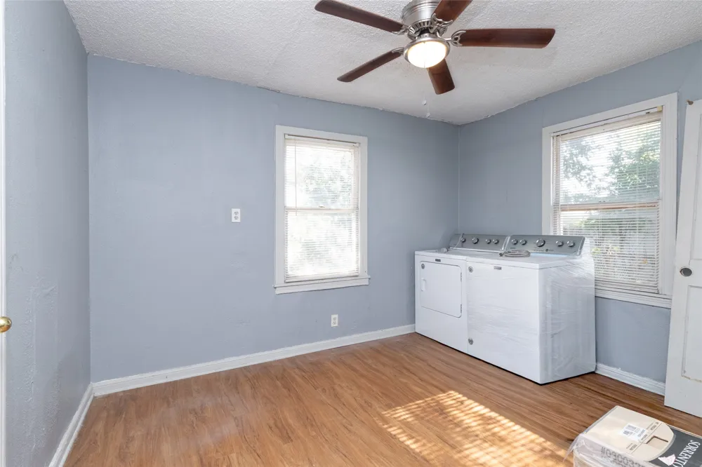3265 Illinois Avenue Fort Worth, TX 76110