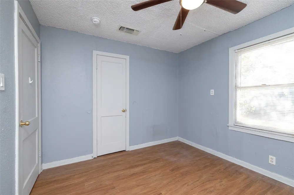 3265 Illinois Avenue Fort Worth, TX 76110