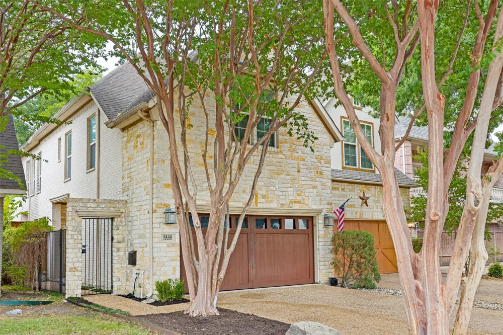 5122 Vickery Boulevard Dallas, TX 75206