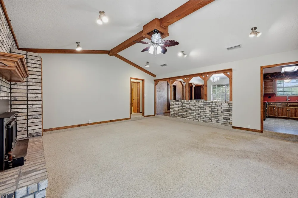 658 River Oaks Lane Denison, TX 75021