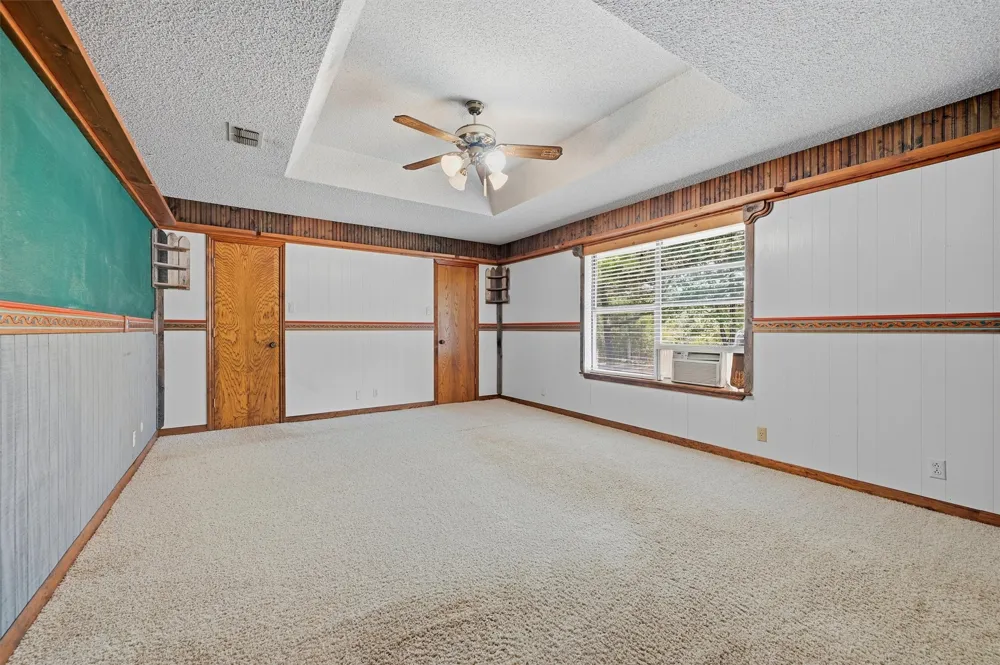 658 River Oaks Lane Denison, TX 75021