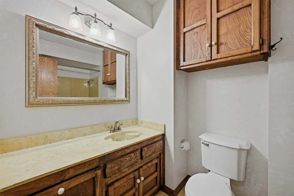 658 River Oaks Lane Denison, TX 75021