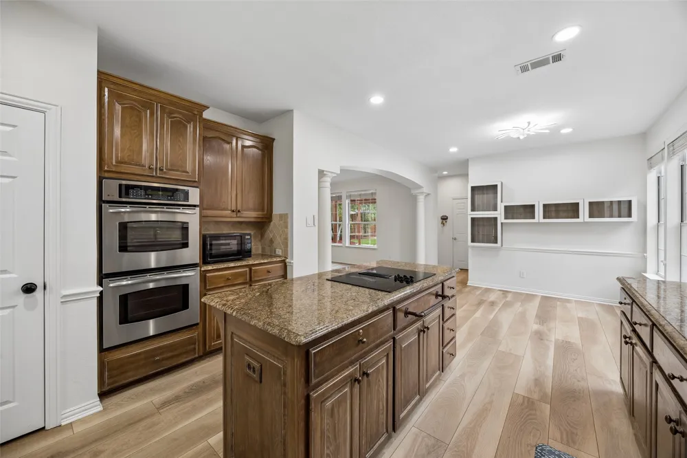 849 Shorewood Drive Coppell, TX 75019
