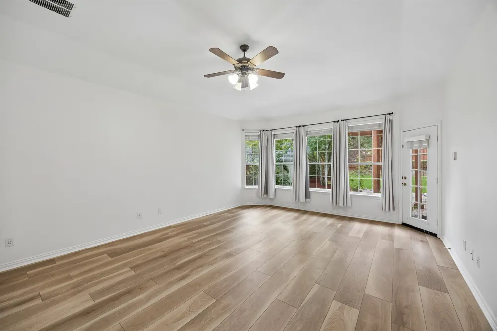 849 Shorewood Drive Coppell, TX 75019